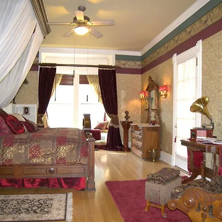 Alexander Mansion Bed & Breakfast Bed & Breakfast Winona Exterior photo