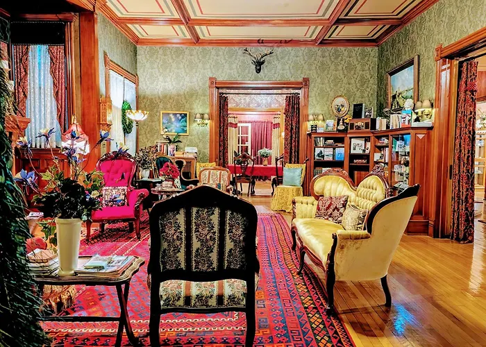 Alexander Mansion Bed & Breakfast