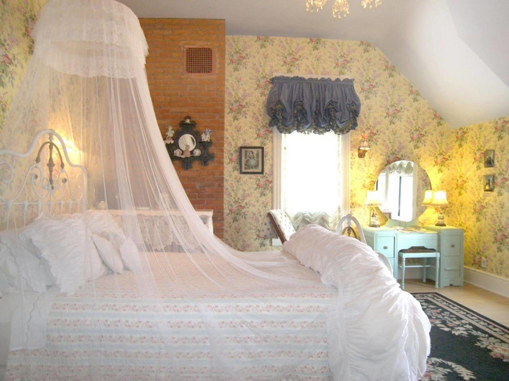 Alexander Mansion Bed & Breakfast 4* Winona